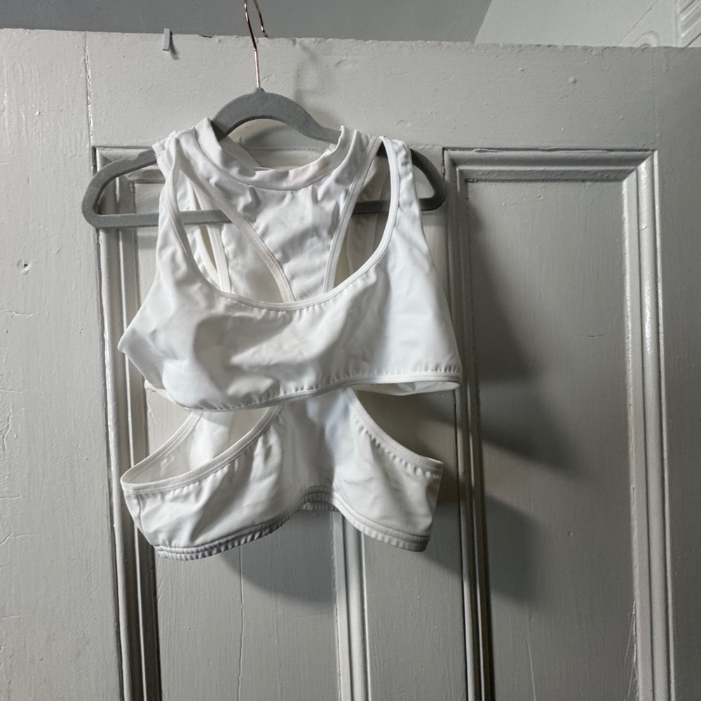 White Cutout Crop Top - Picture 3 of 3